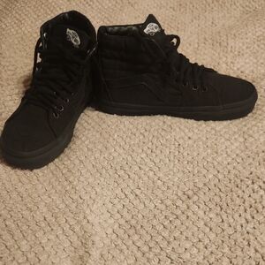 Vans Black High-Top Sneakers with Durable Design